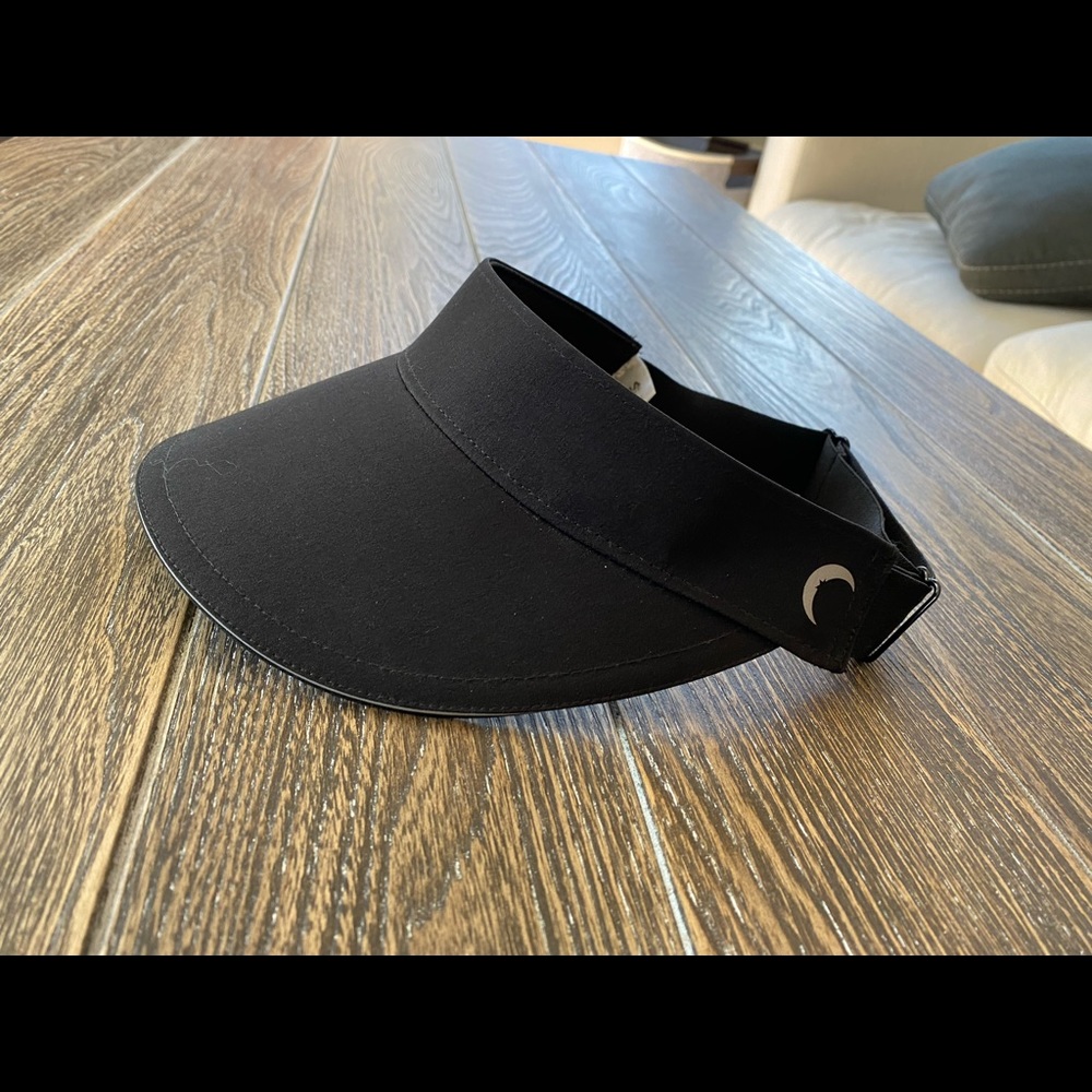 Zyia Classic Visor